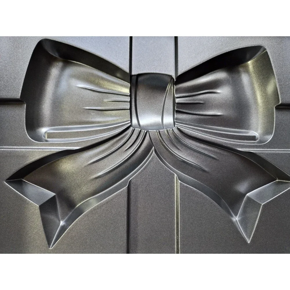 Wilton Present Gift Box Cake Pan Birthday Celebration Holiday Party Aluminum 7C